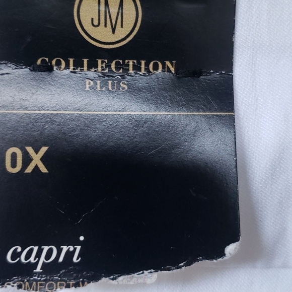 JM Collection Plus Size Button-Trim Cropped Pants White 0X 10 12 - Picture 11 of 12